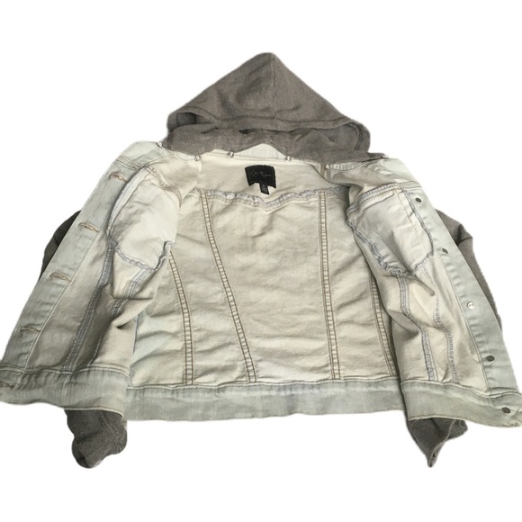 Jessica Simpson Jean Jacket - Picture 3 of 11